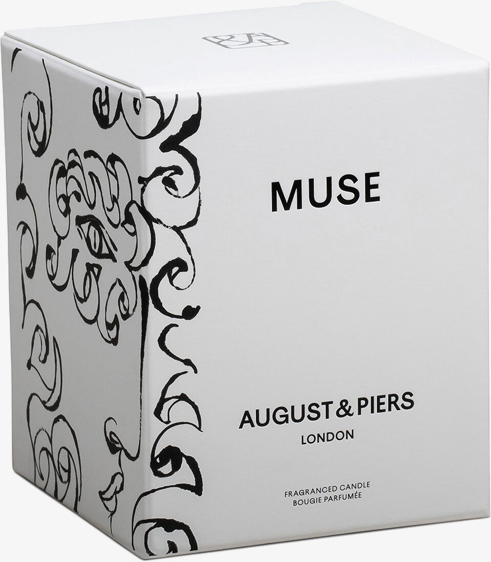 gebroken wit august & piers geurkaarsen muse 340gr - scented candle