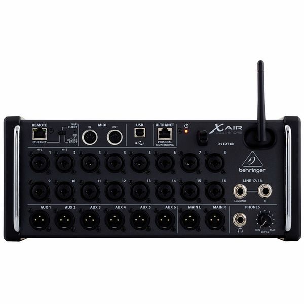 Behringer X Air XR18 Flyht Case Bundle