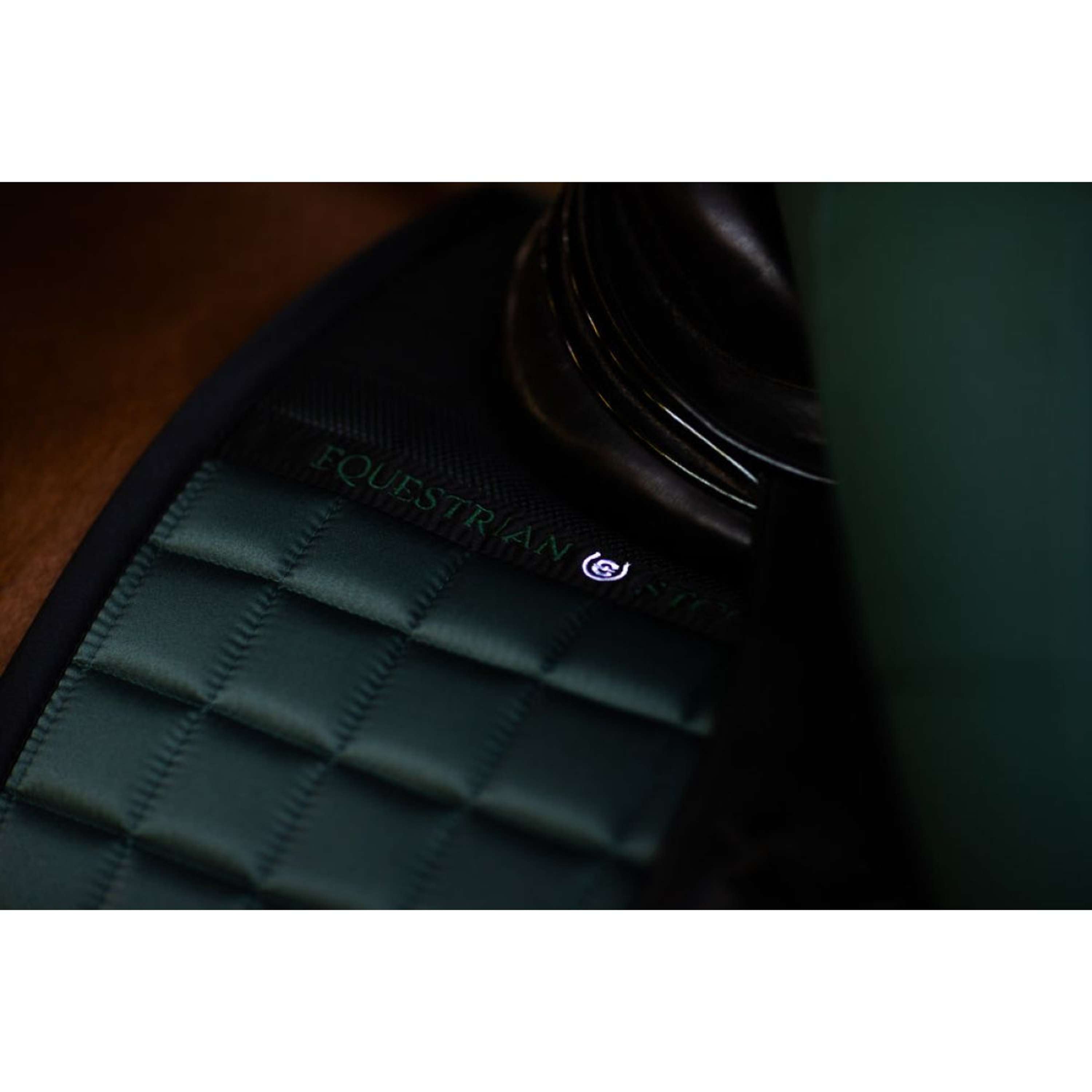 Equestrian Stockholm Zadeldekje Sportive Dressuur Sycamore Green