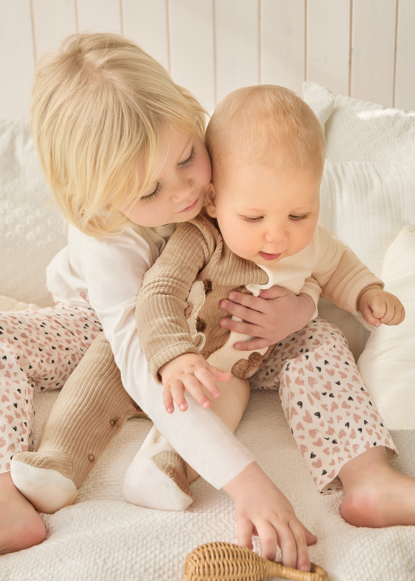 pijamas Better Cotton para recém-nascidos que soltam pelos