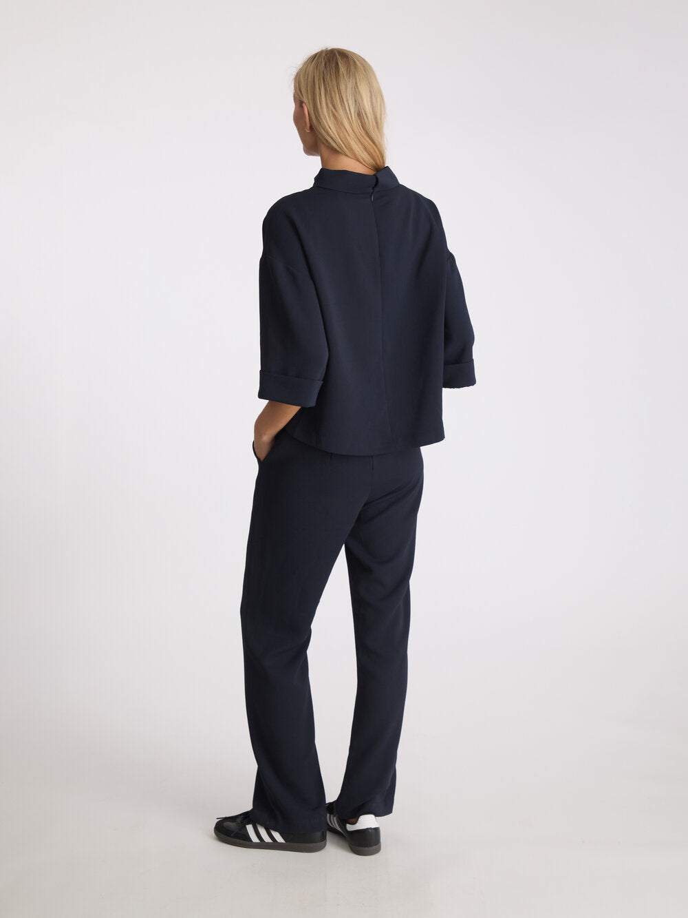Neo Noir  Arlo Crepe buksedragt - Navy