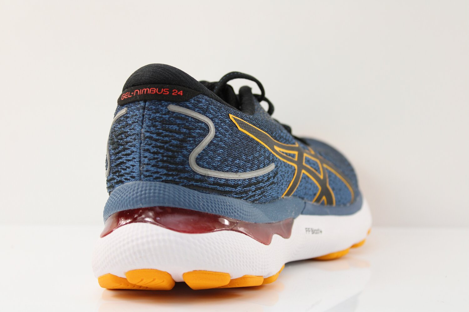 Asics Gel Nimbus 24