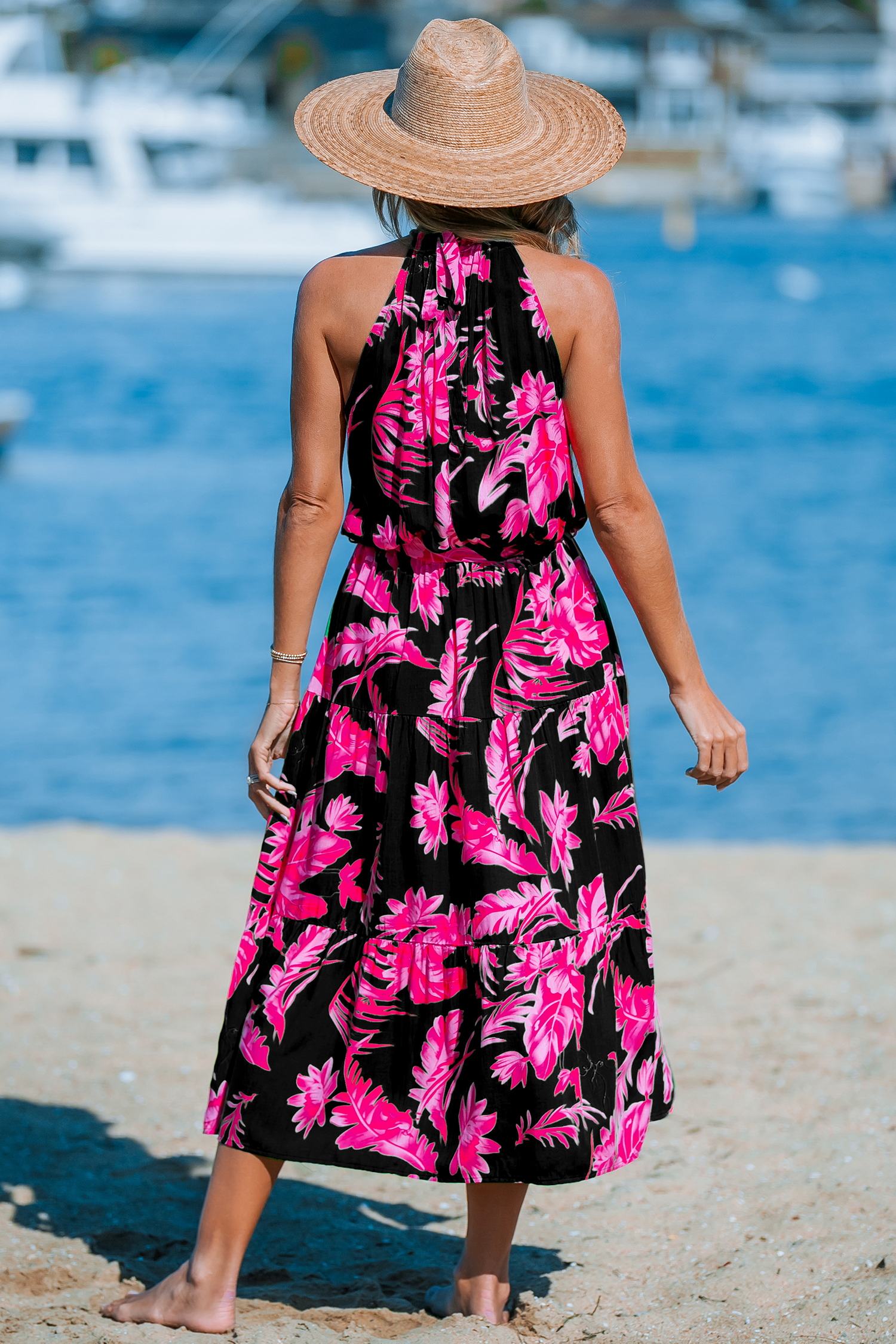 Robe maxi avec col haut sans manches à fleurs