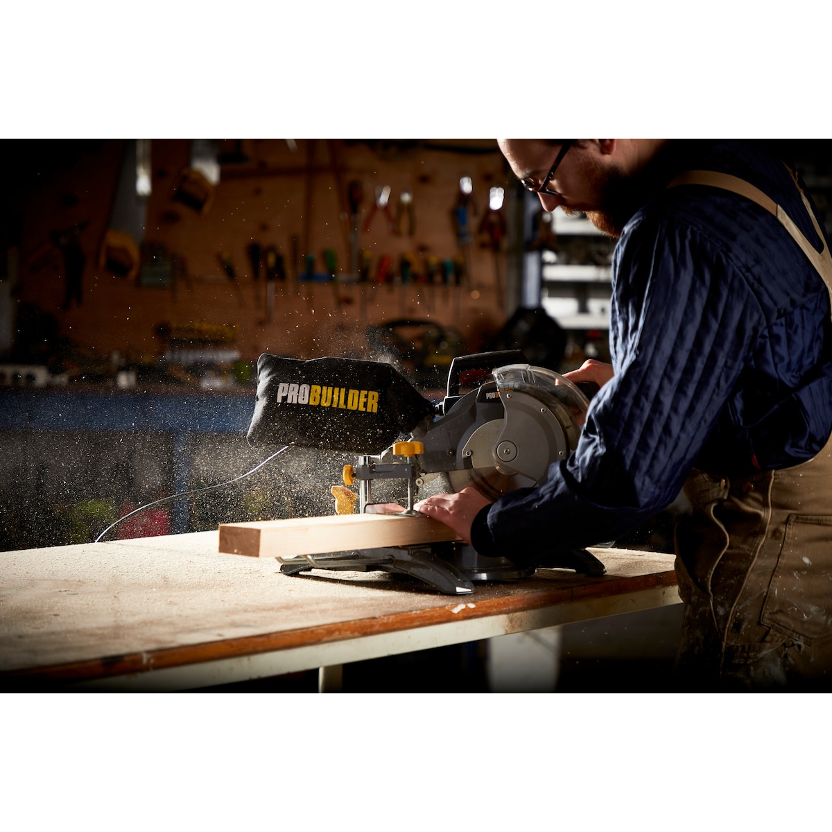 Probuilder kapp & gjæringsag 216 mm