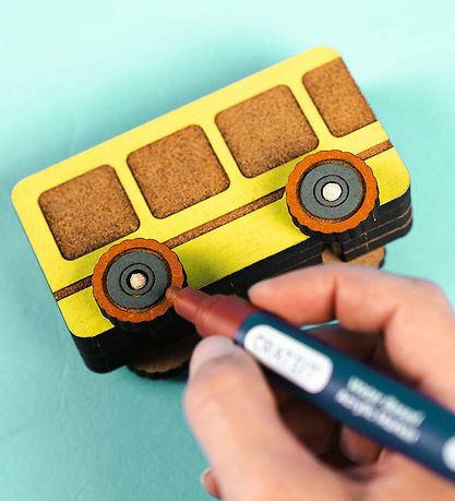 Crateit Kreas?t - Crateit Town - Tr? - Bus Adventures