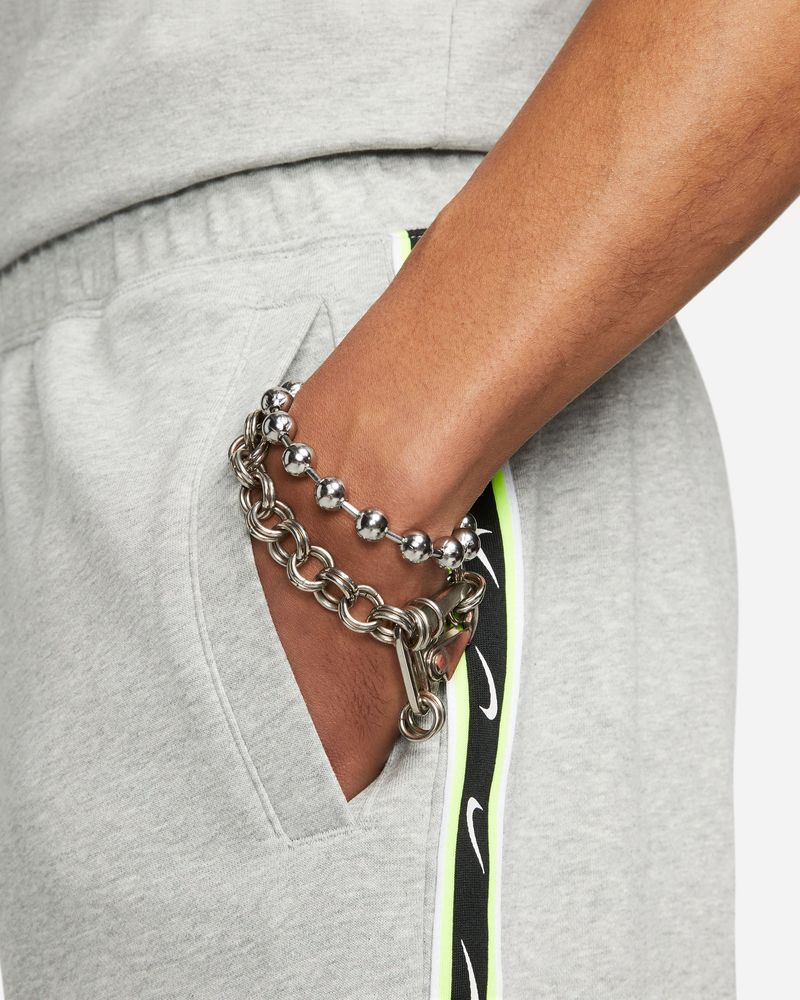 Short Nike Repeat Gris pour homme