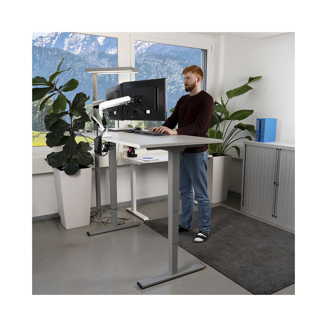 CONTINI höhenverstellbarer Bürotisch 180 x 80 cm grau / Gestell weiss