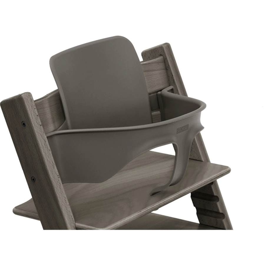 STOKKE® Mega Tripp Trapp® Set Hochstuhl Oak Brown inkl. Newborn Set™ Grey und Baby Set Hazy Grey