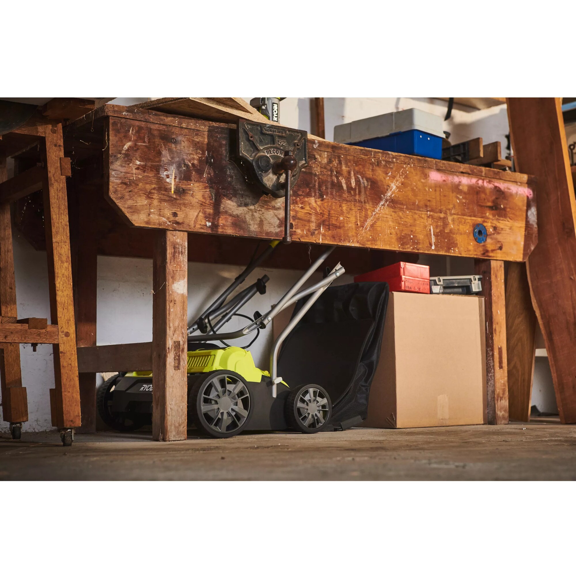 Ryobi Vertikutierer ONE+ Akku-Vertikutierer RY18SFX35A-0, 18 Volt