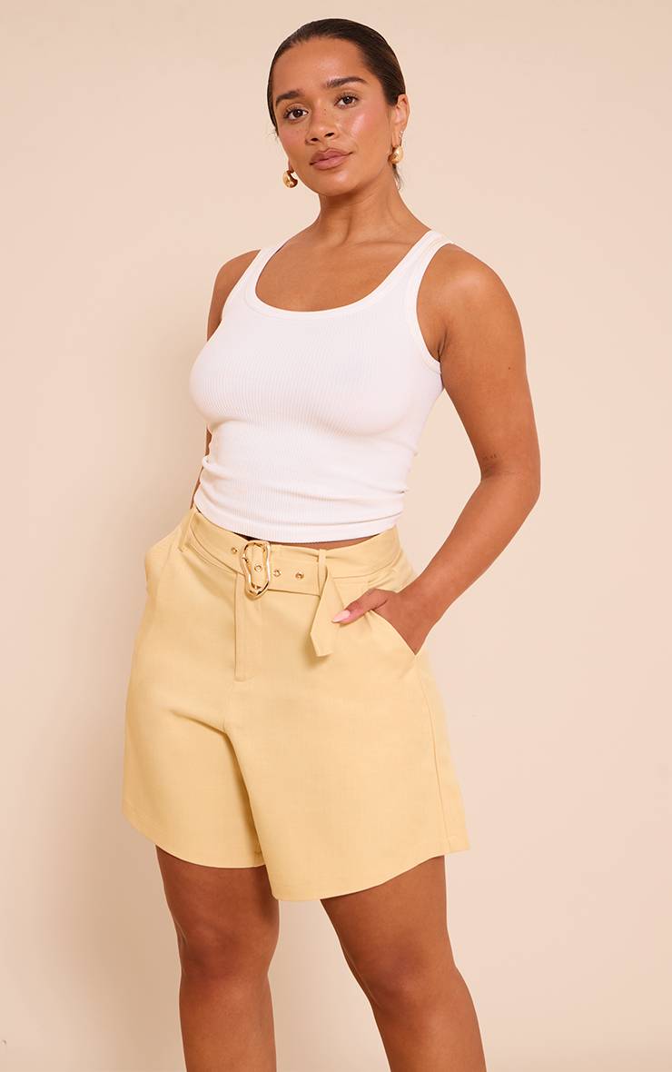 Butter Yellow Short En Jean Tailleur À Bordure Dorée Ondulée Shape