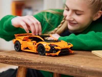 LEGO Lamborghini Huracán Tecnica – oranje (42196)