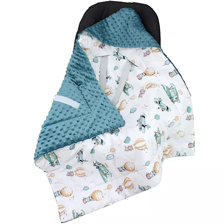 TupTam Baby Winter Einschlagdecke für Babyschale Wattiert grün