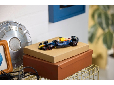 LEGO Oracle Red Bull Racing RB20 F1® racewagen (77243)