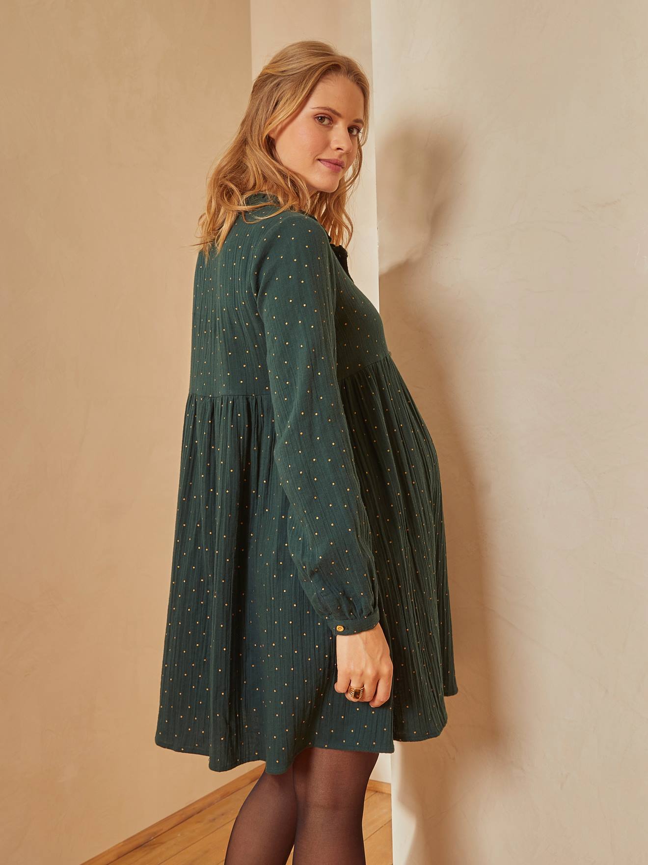 Vestido de maternidade e amamentação em chiffon de algodão estampado cinza escuro