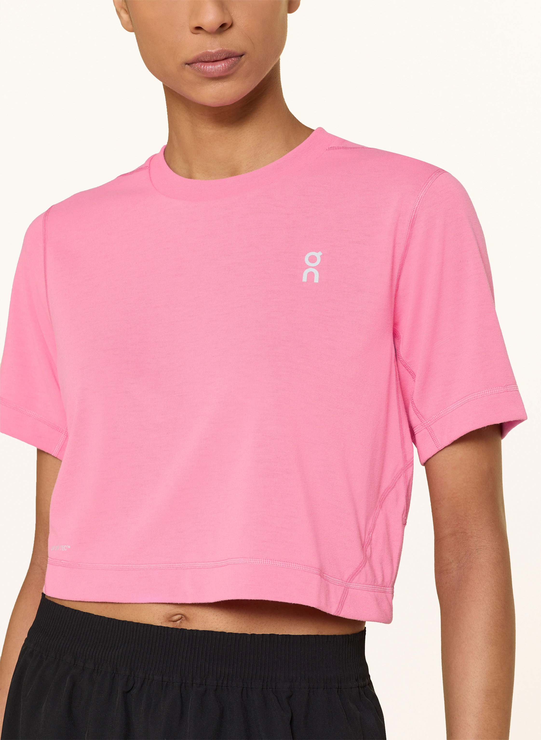On Cropped-Top TRAIN-T