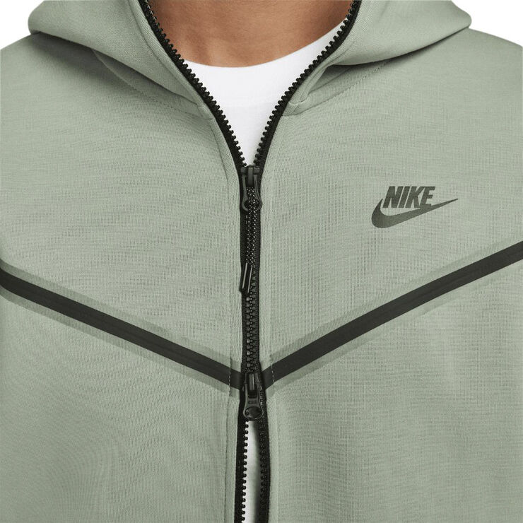 Nike sportswear tech fleece Mica green/black