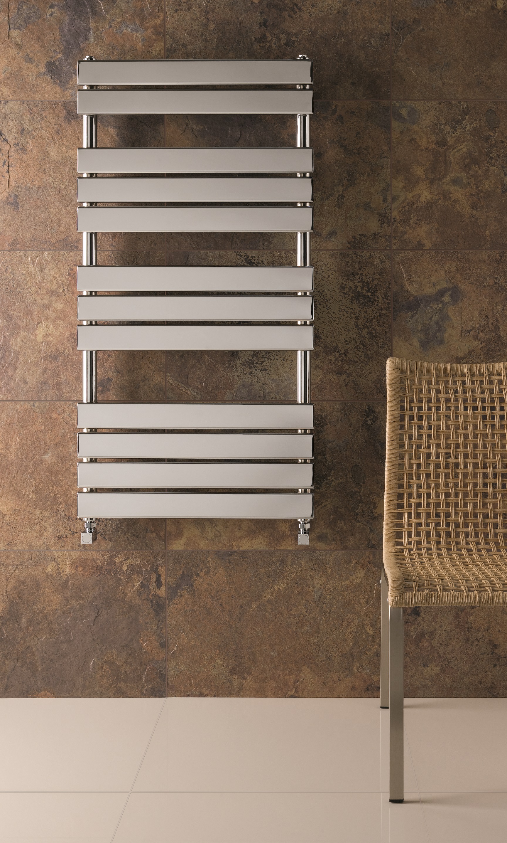 SHOWMODEL: Eastbrook Staverton Tube handdoek radiator 80x120cm Chroom 916 watt