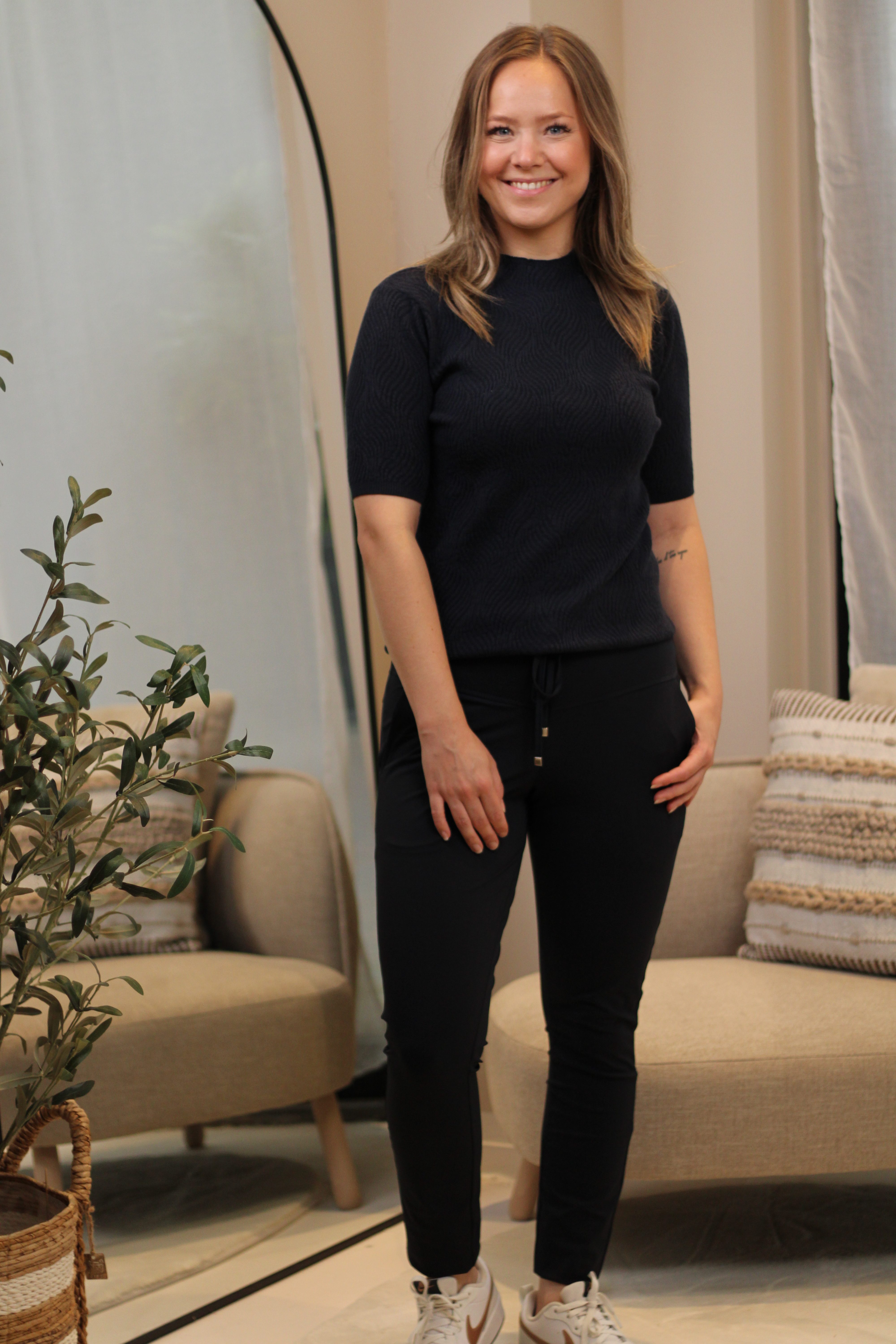 Zoso - Posh Knitted Sweater - Navy