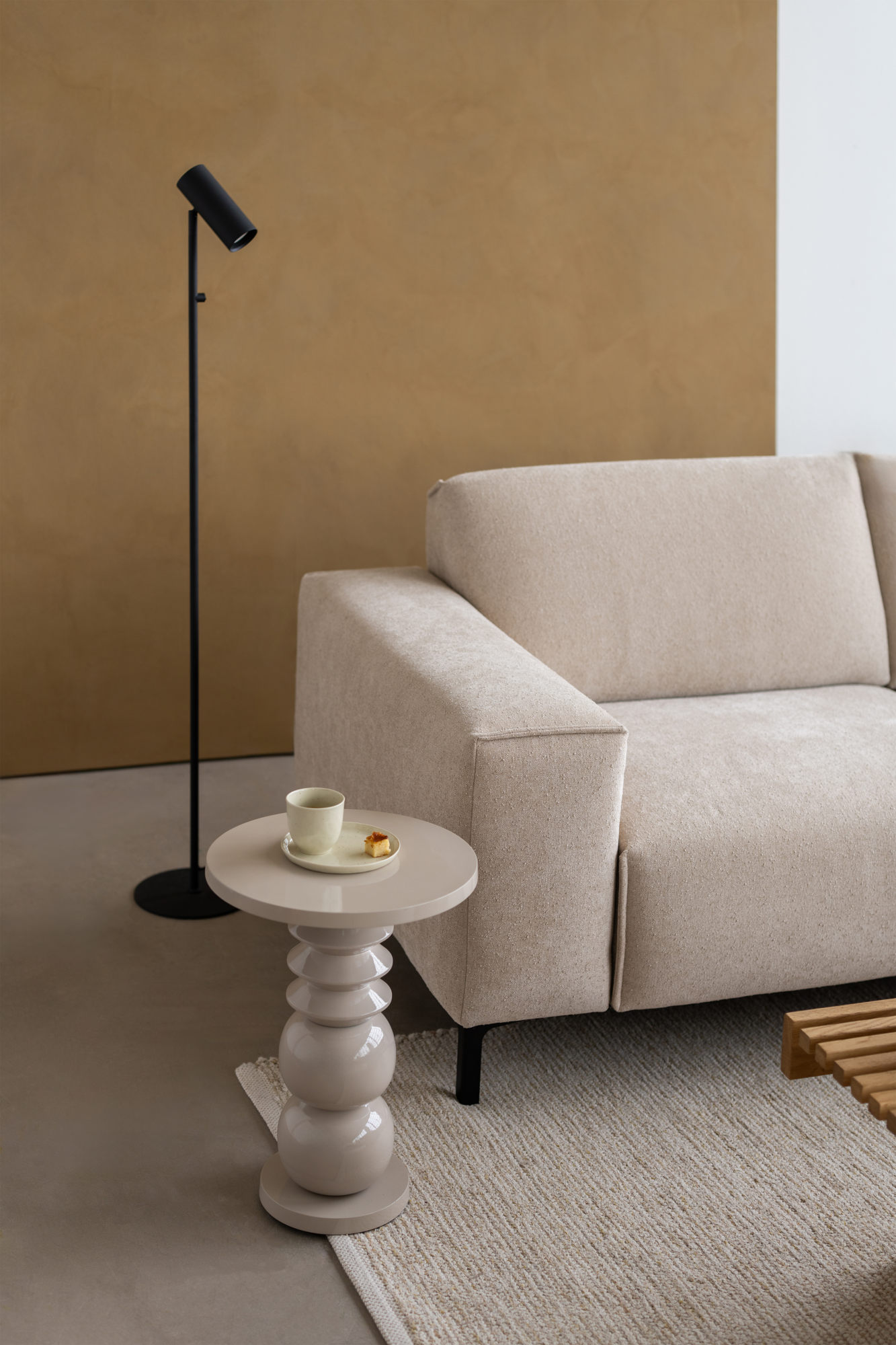 Bijzettafel Phoebe beige