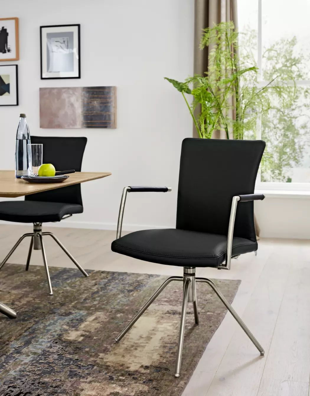 Stuhl Helmond 6720