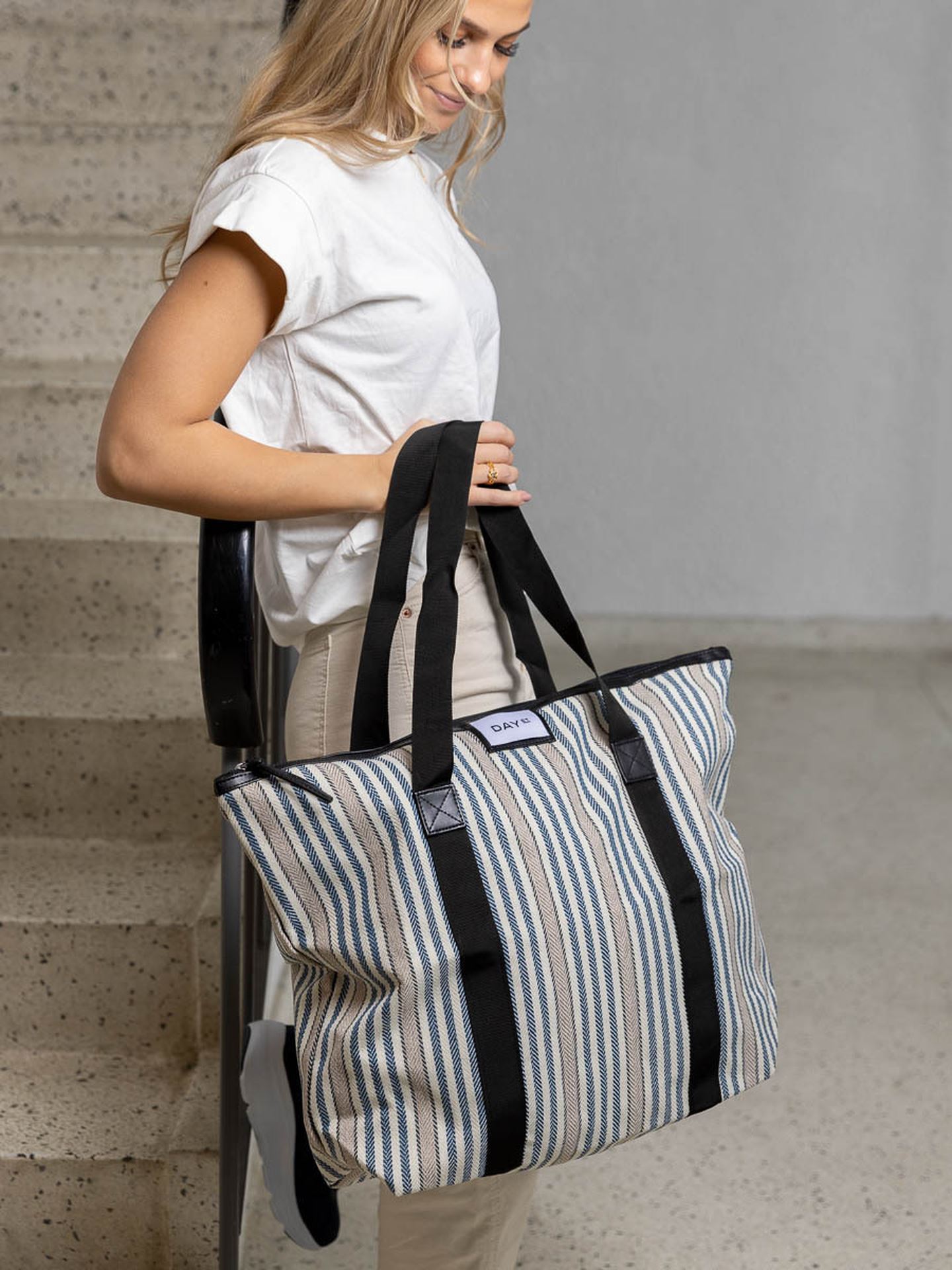 Gweneth J Chill Bag