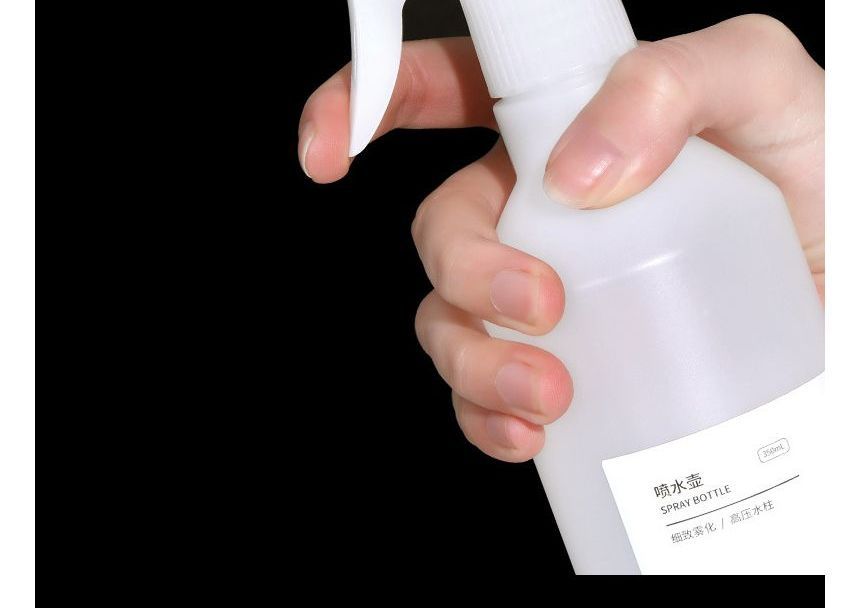 Caraboomie - Plastic tuinspuitfles (verschillende ontwerpen)