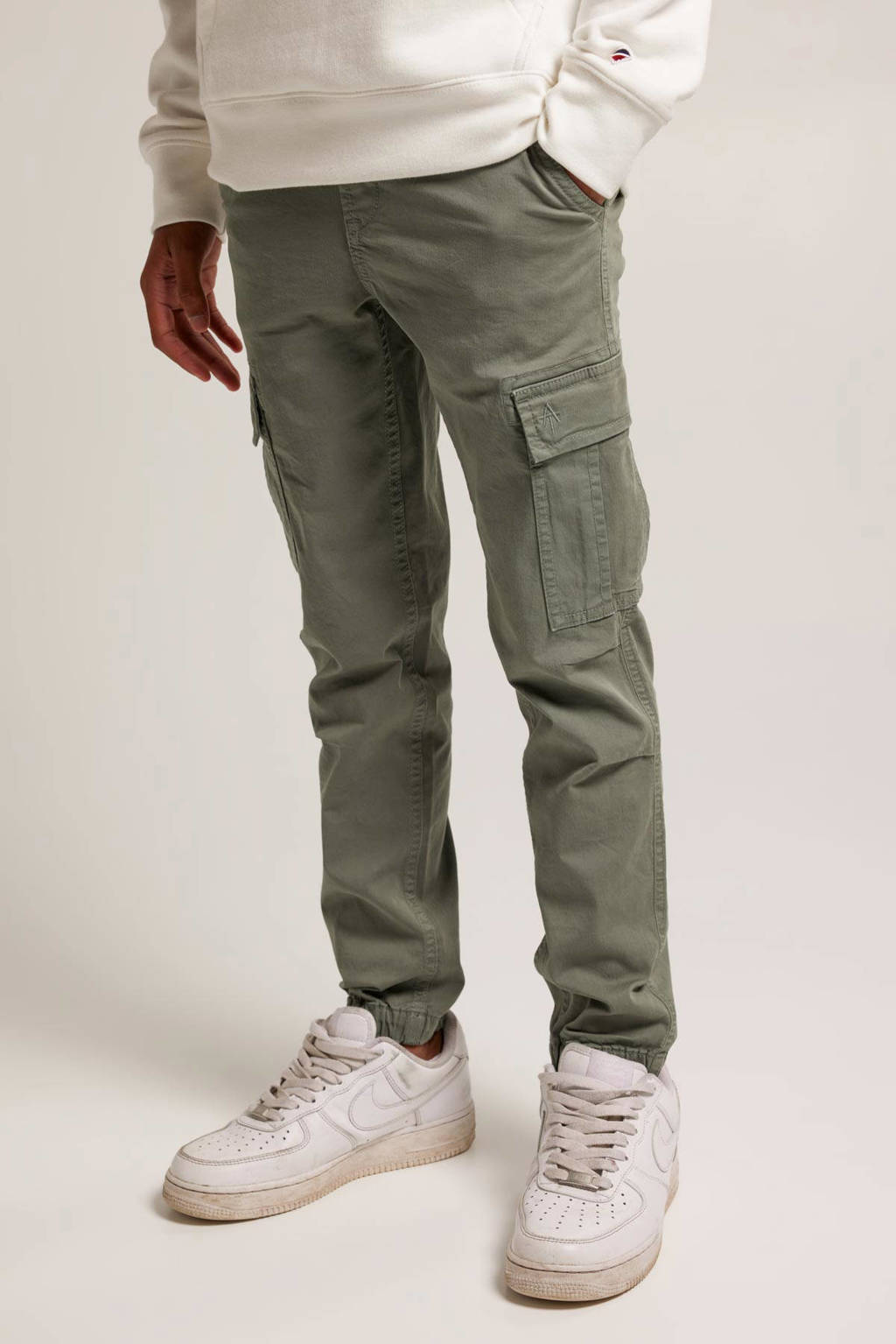 America Today slim fit cargobroek Pharrell Jr groen