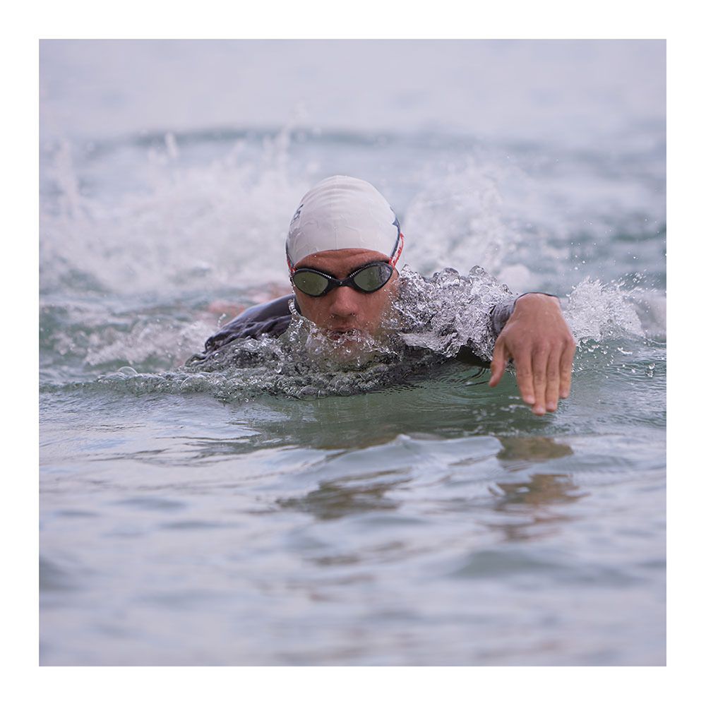 Zoggs TIGER MIRROR - Lunettes de natation grey red/mirrored smoke