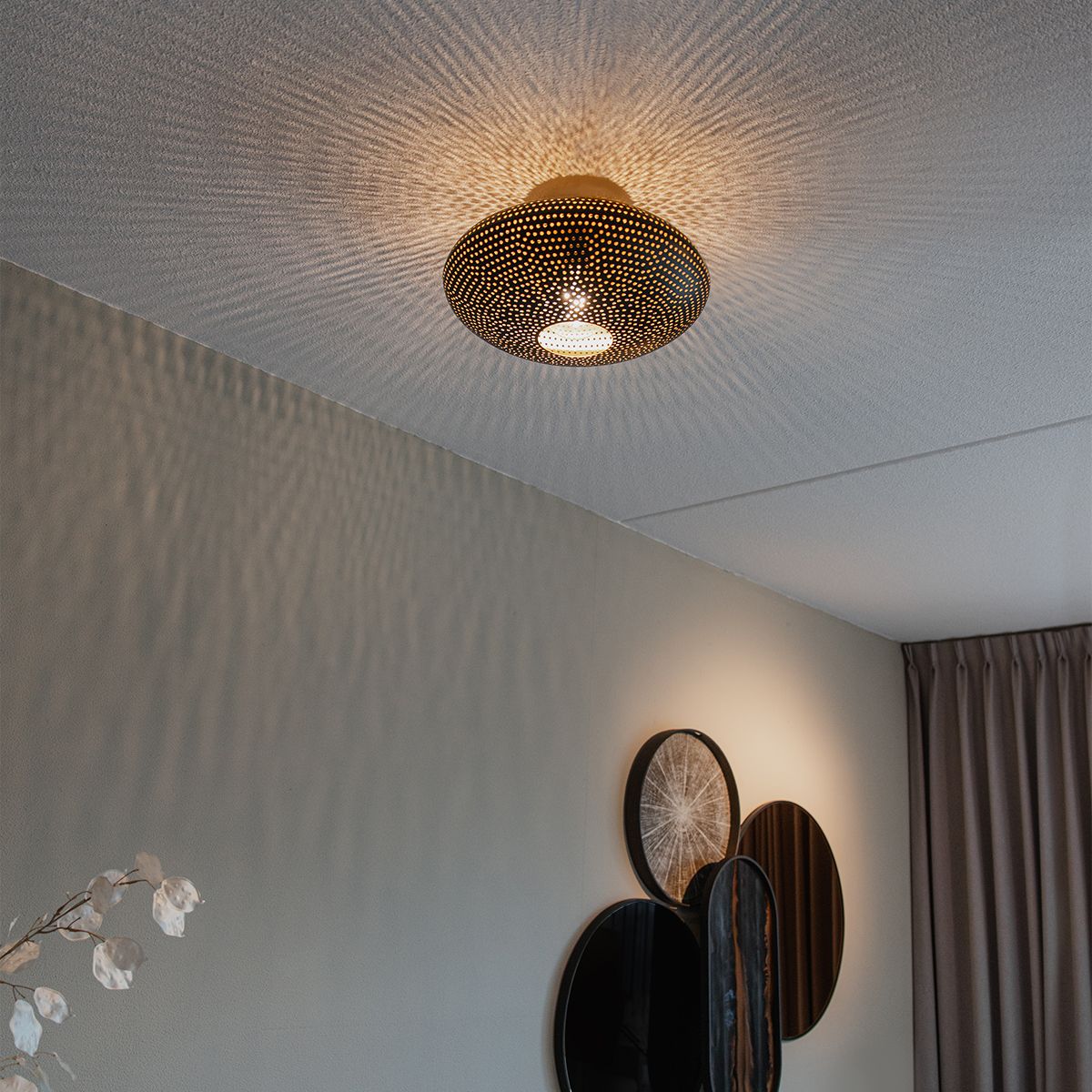 Oosterse plafondlamp zwart met goud 40 cm - Radiance