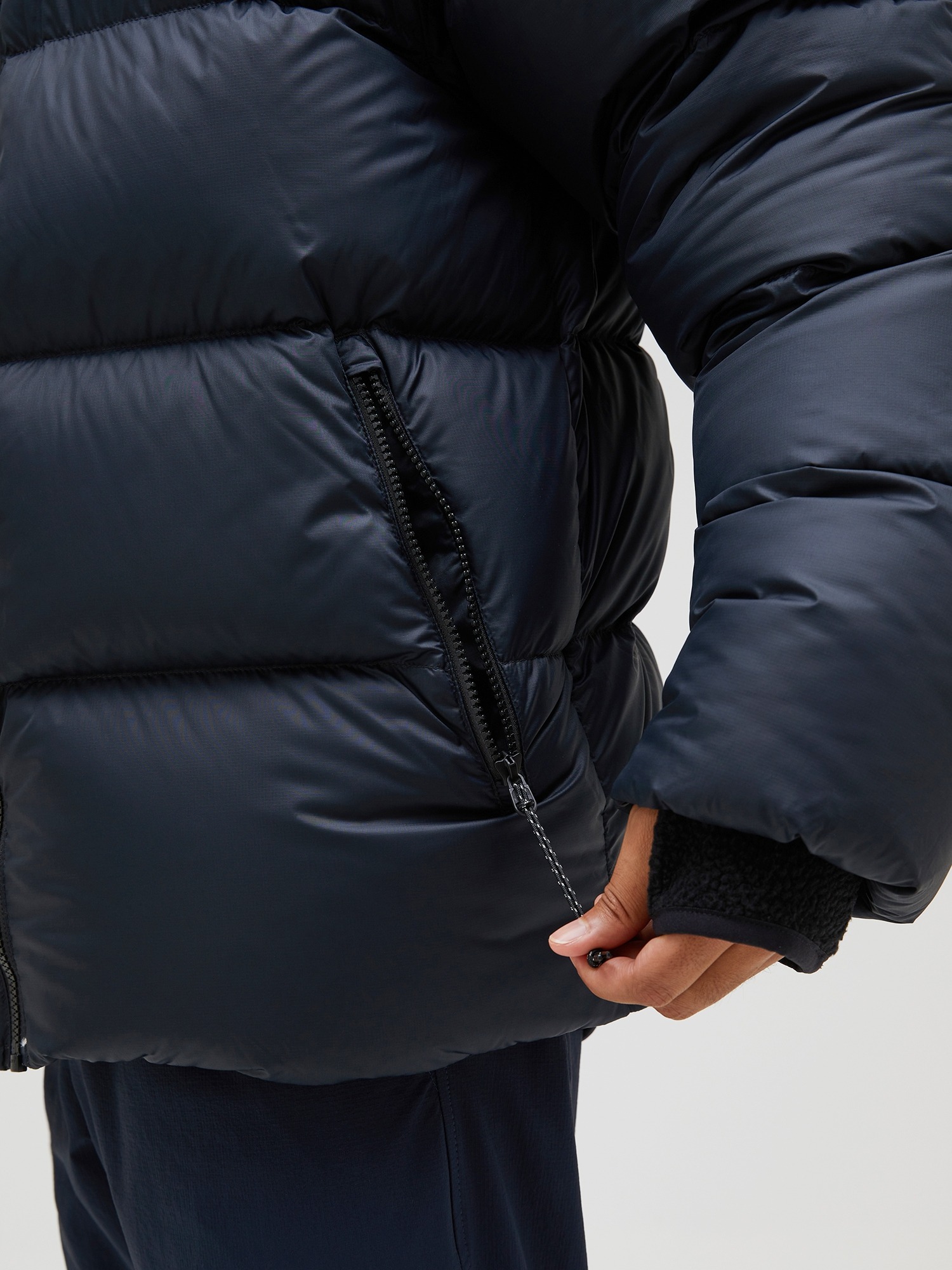 Frost Oversized Down Puffer Herre Black