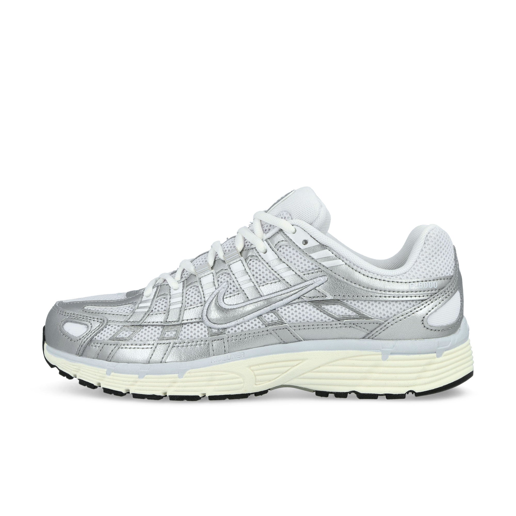 Nike<br>W P-6000