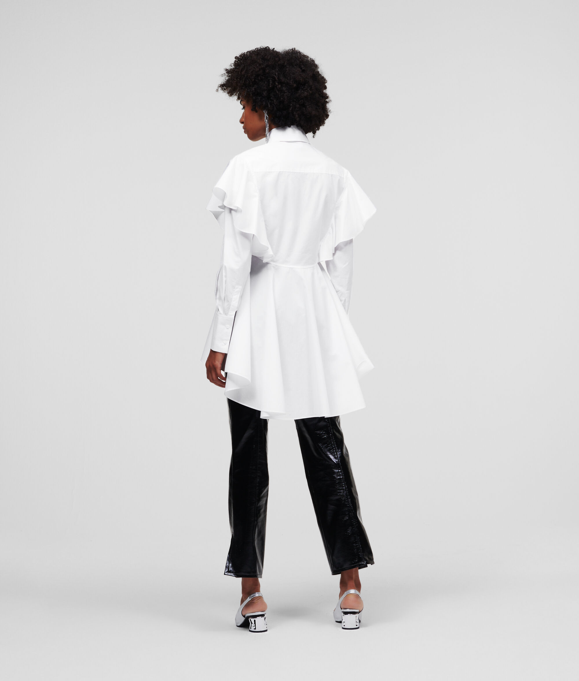 CHEMISE EN POPELINE FRONCÉE PAR HUN KIM