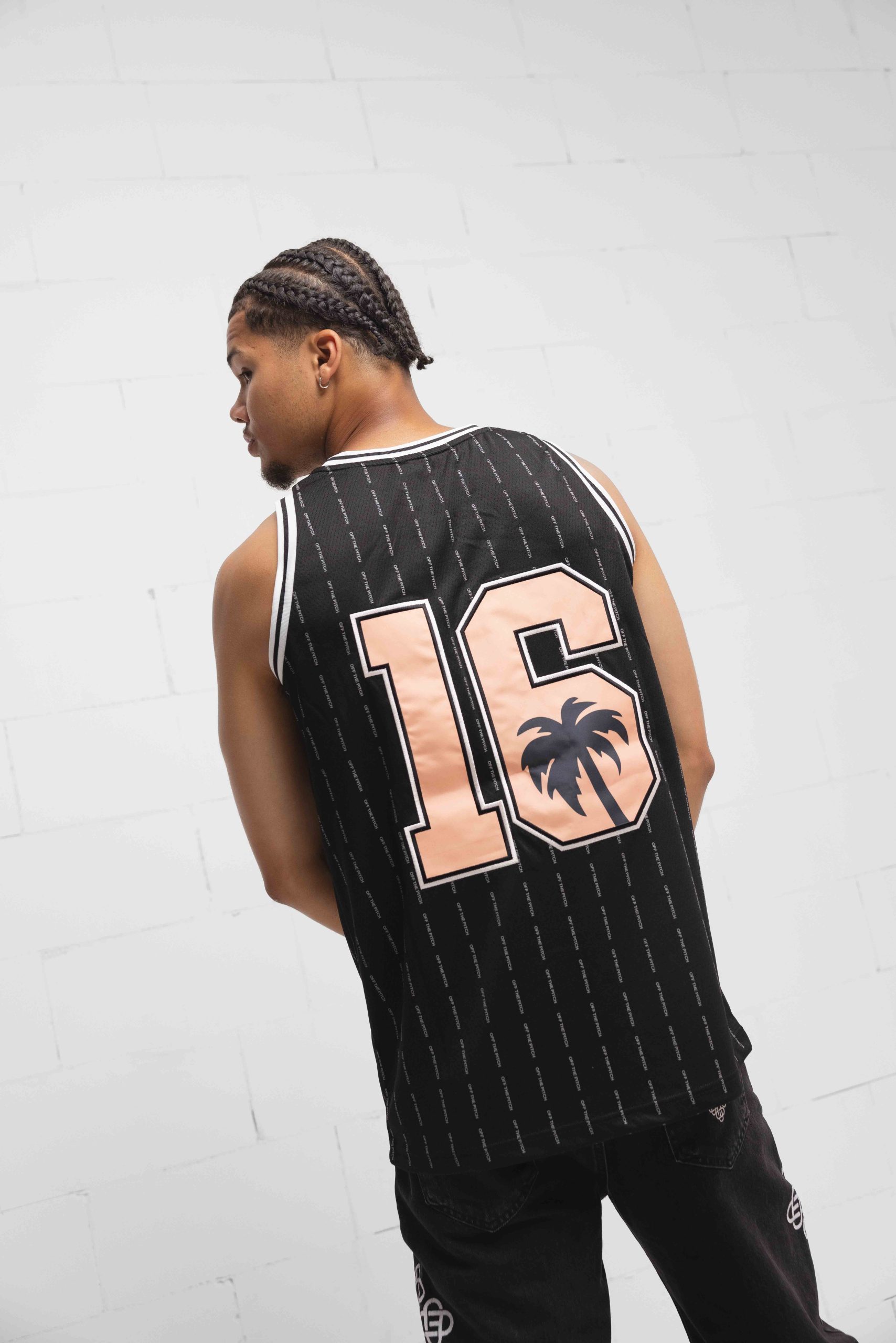Off The Pitch Tropea Basketball Top Heren Zwart