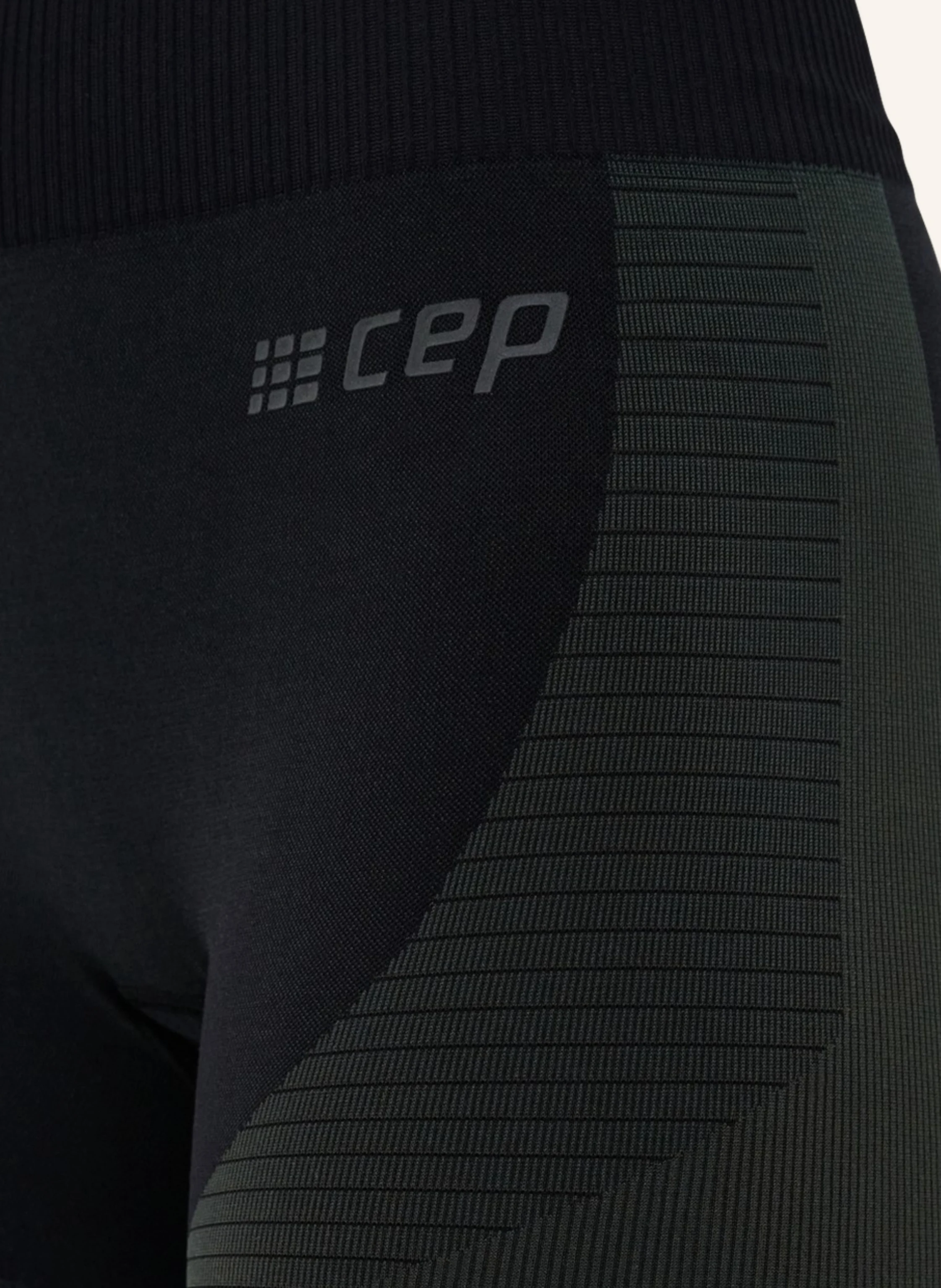 cep Tights THE RUN SEAMLESS mit Kompression