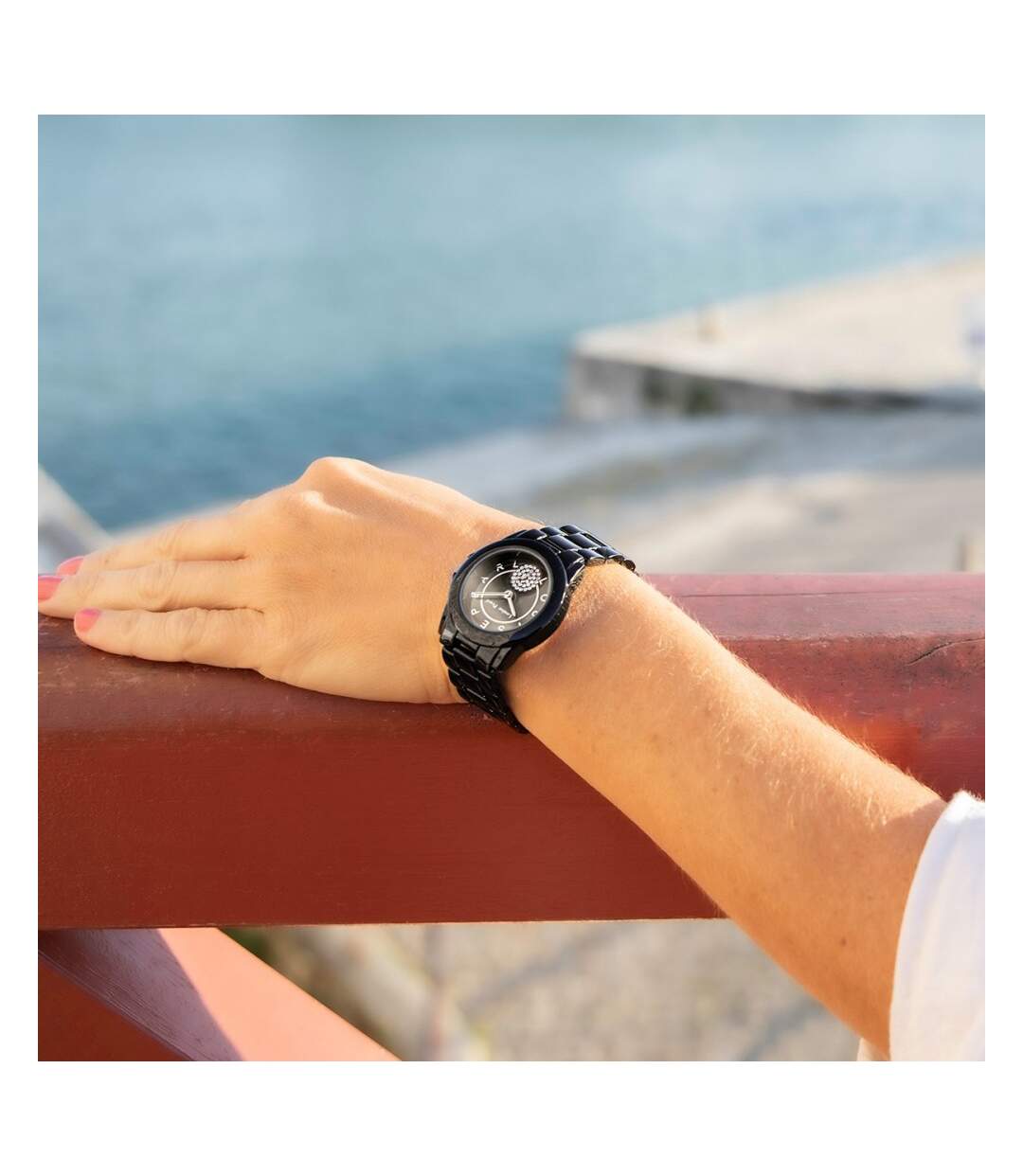 Très Belle Montre Femme Louise Pearl ornée de Cristaux Swarovski® Noir