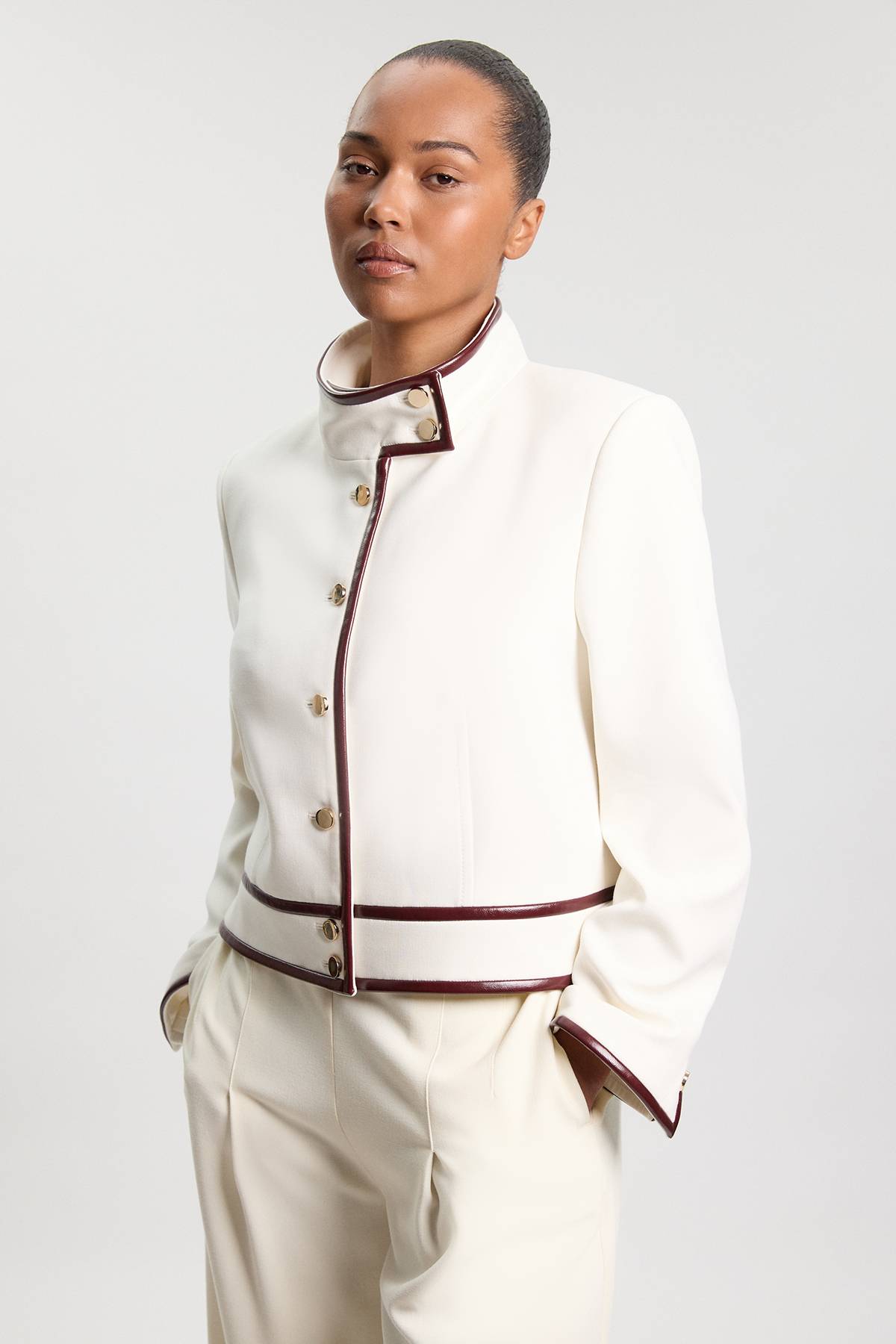 KarenMillen Veste Cintrée Grande Taille En Mélange Synthétique Stretch Compact Avec Ceinture