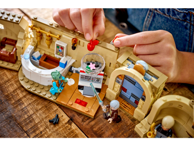 LEGO SMART Play™: Mos Eisley Cantina™ (75425)