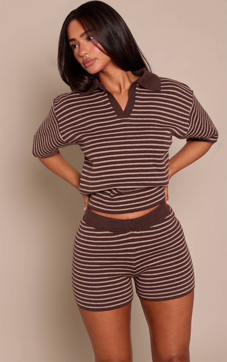 Marron Short Ajusté En Maille Rayée Petite