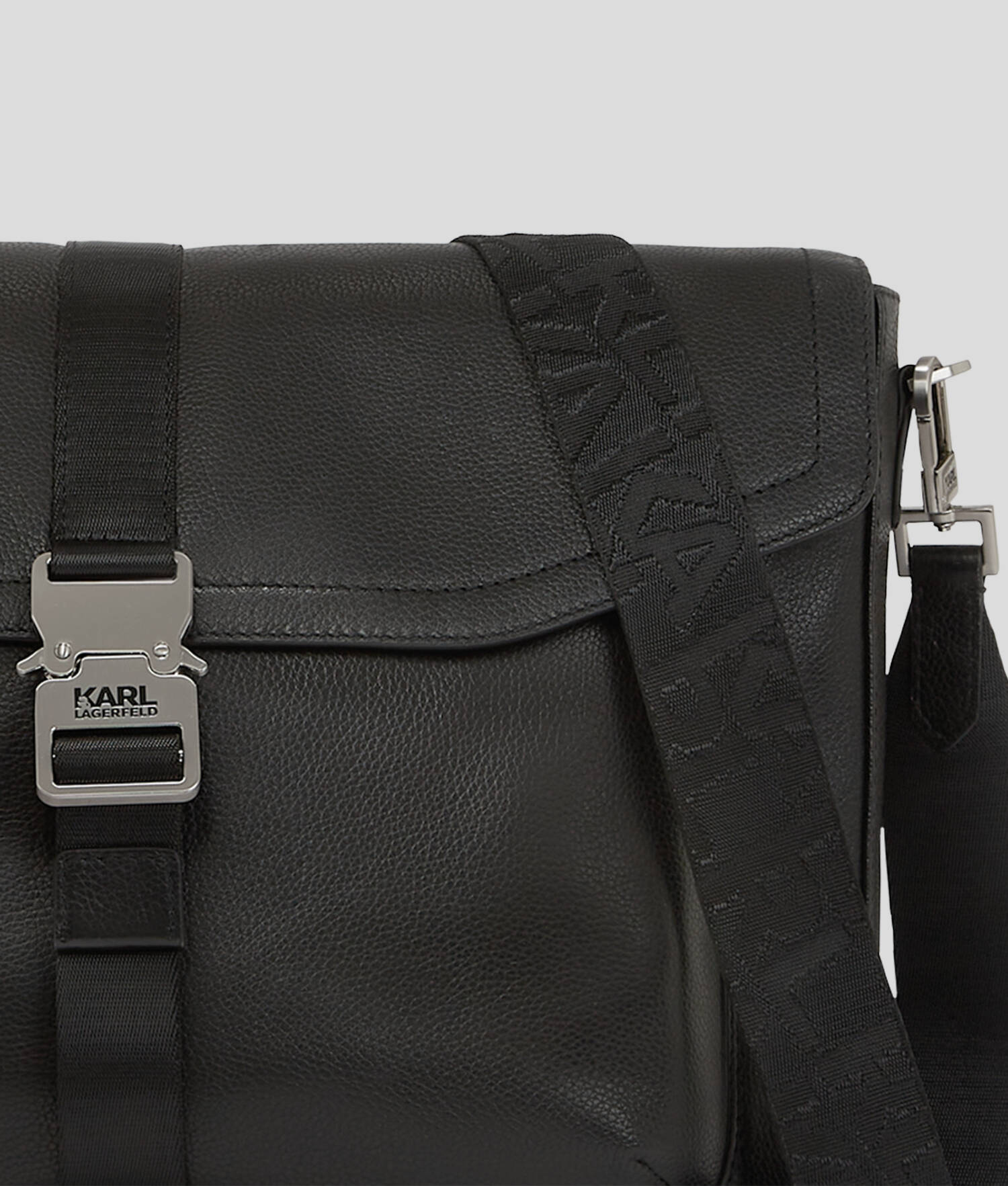 SAC POUR ORDINATEUR PORTABLE EN CUIR GRAINÉ