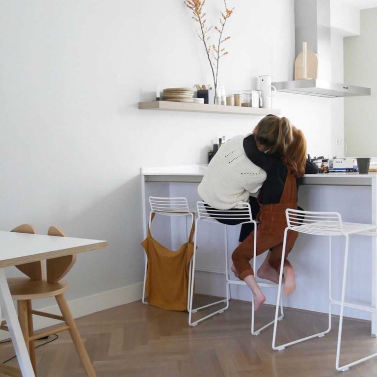 Hay Hee Bar Stool barkruk buiten zwart 65