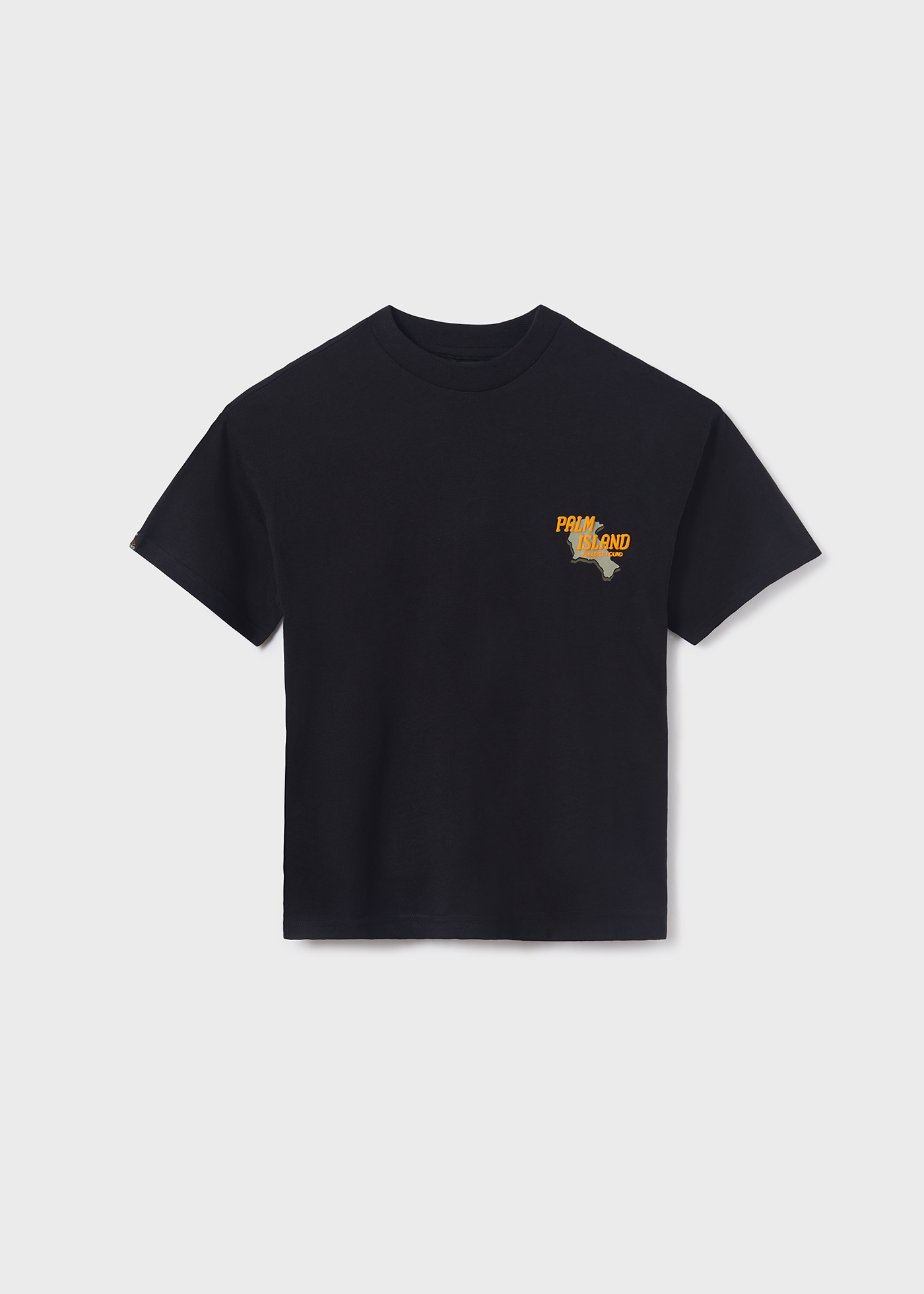 Camiseta infantil com estampa sustentável em algodão.