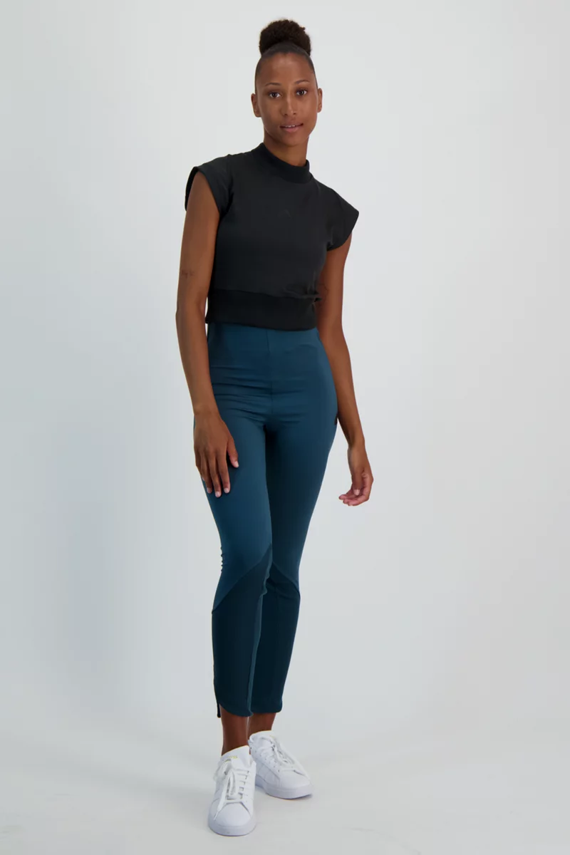 adidas Sportswear Z.N.E. Cropped Damen T-Shirt