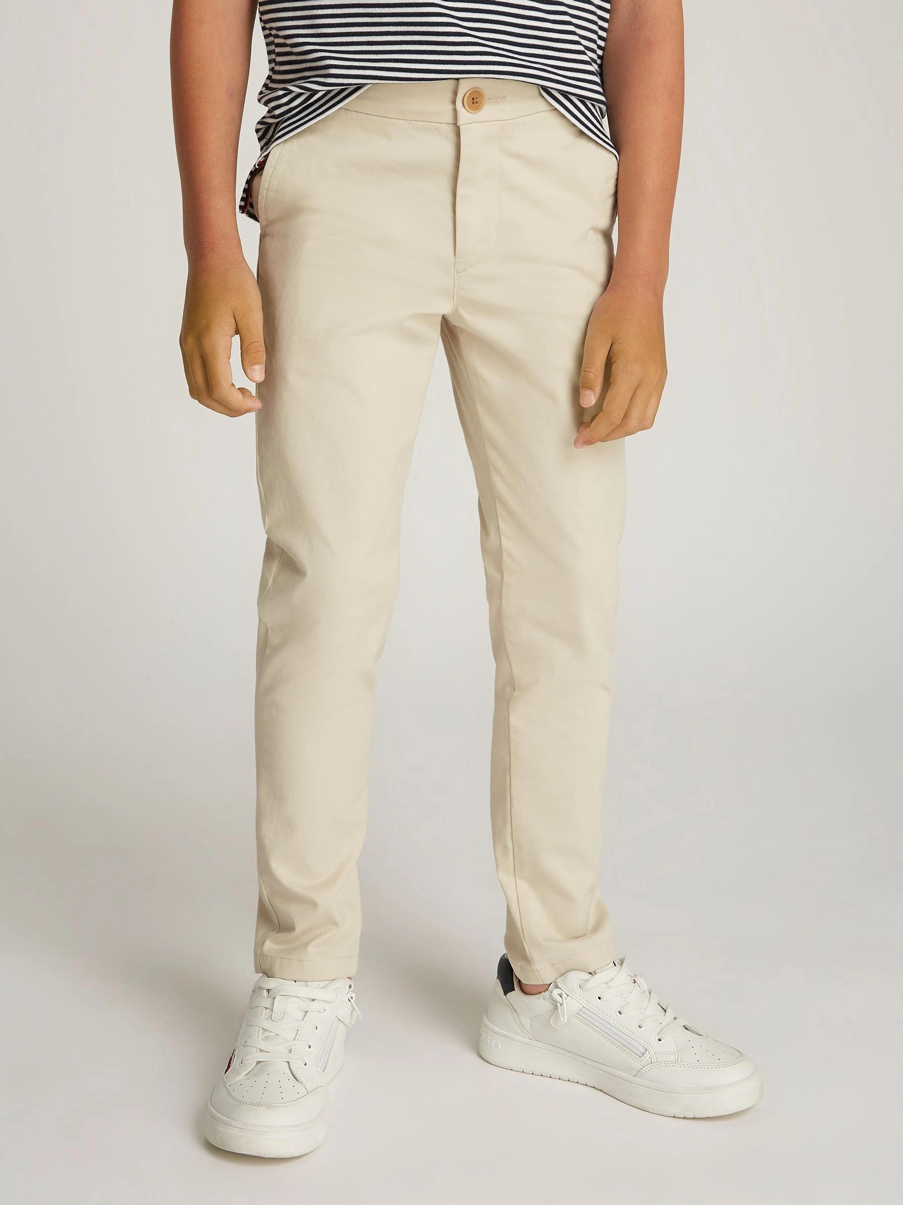 Crème - Tommy Hilfiger slim-fit 1985 chino van zachte keperstof