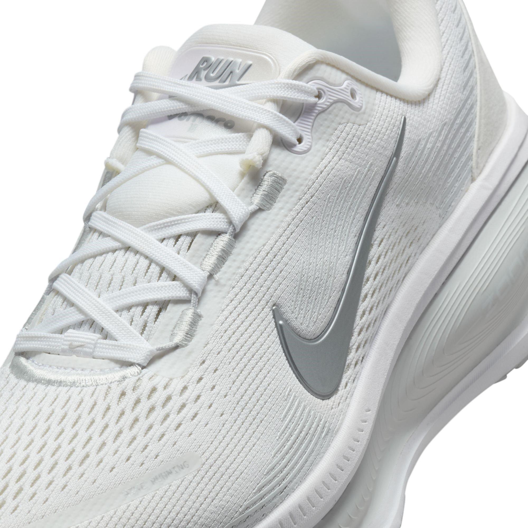 Nike Vomero 18 Road Running Shoes Womens
