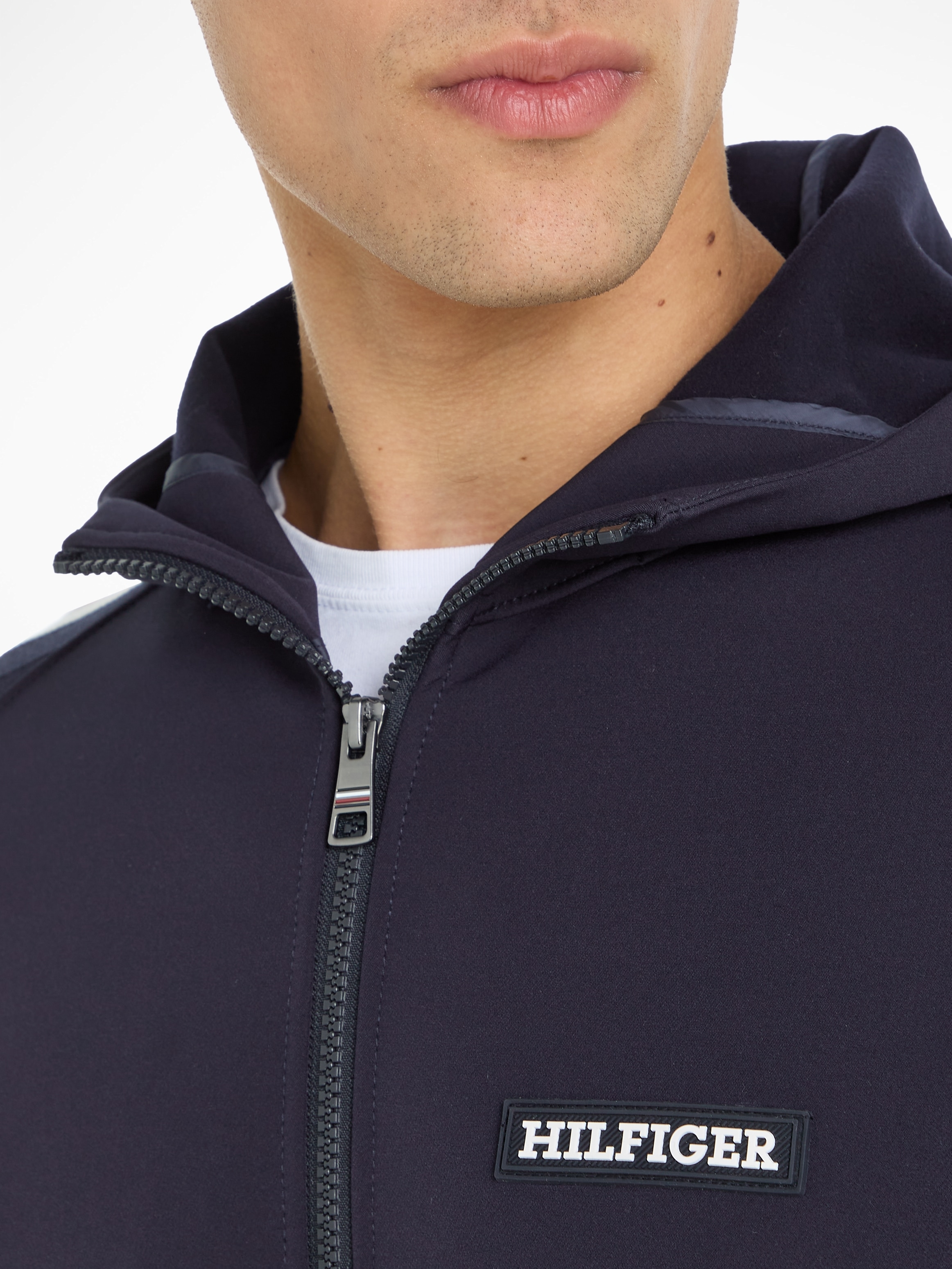 Tommy Hilfiger Kapuzenpullover »MIXED MEDIA HOODED SWEATER«, mit TH-Streifen an den Ärmeln