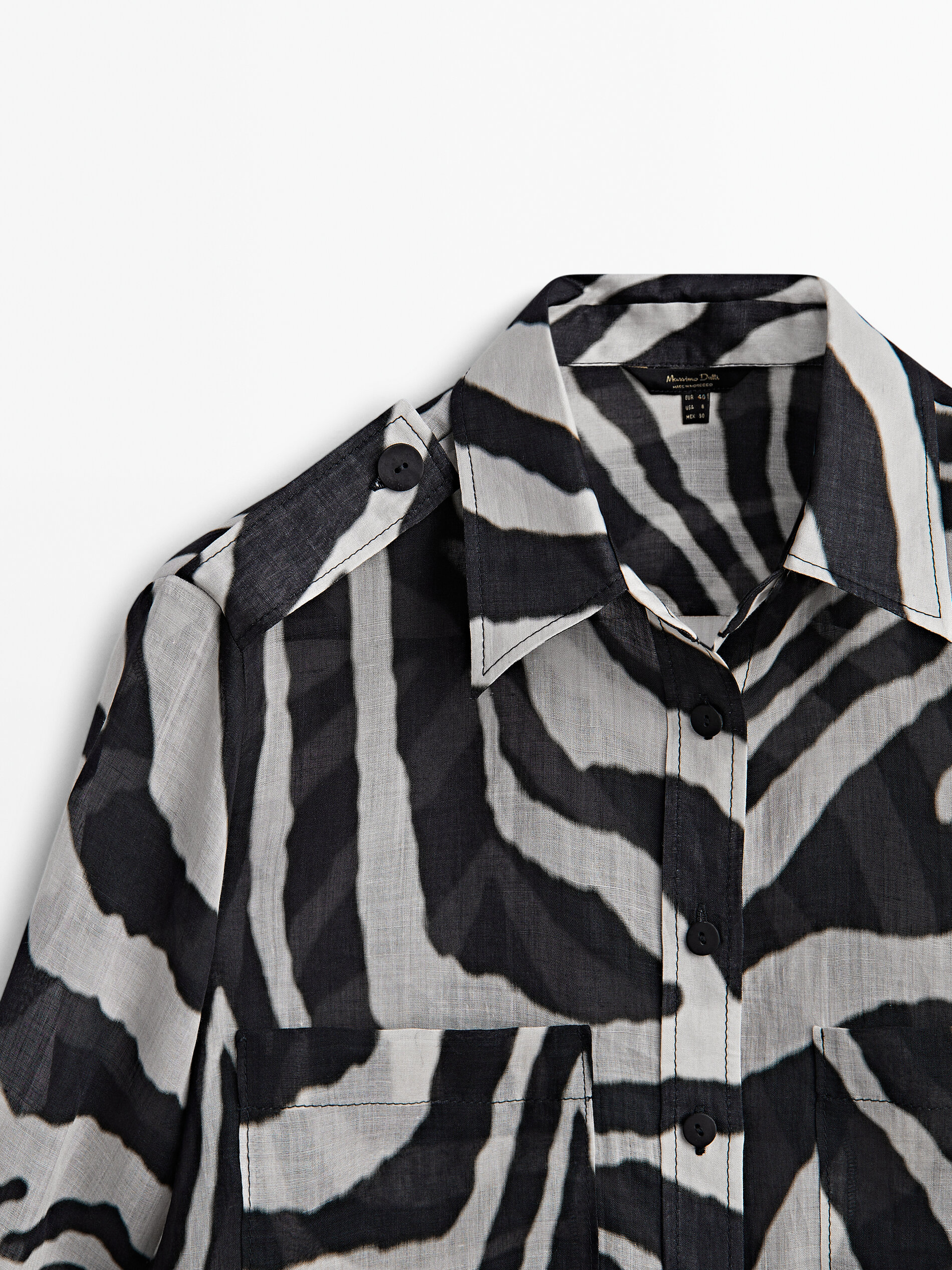 Camisa Ramio com estampa de zebra - PRETA