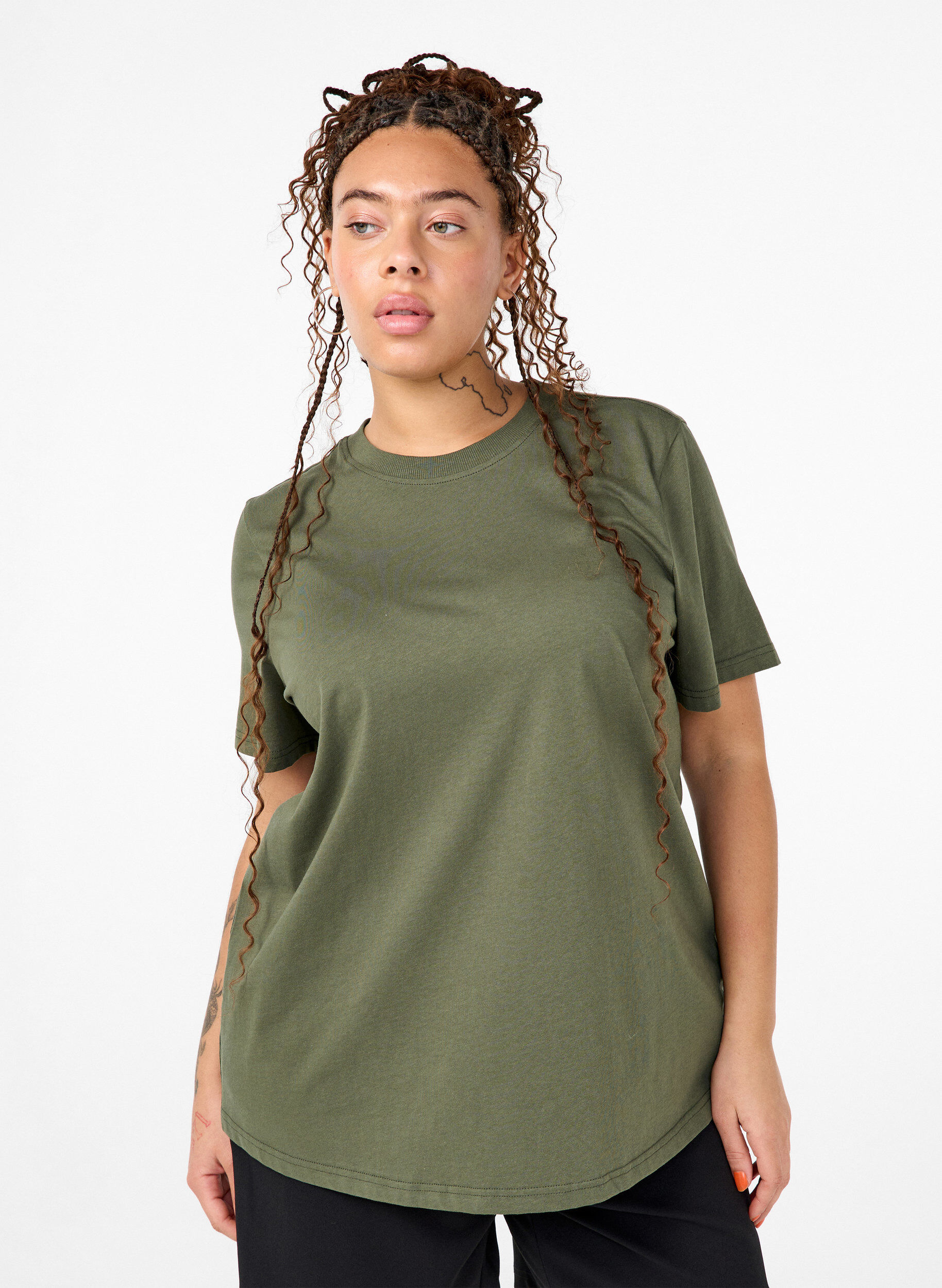 Basis t-shirt i bomuld med rund hals