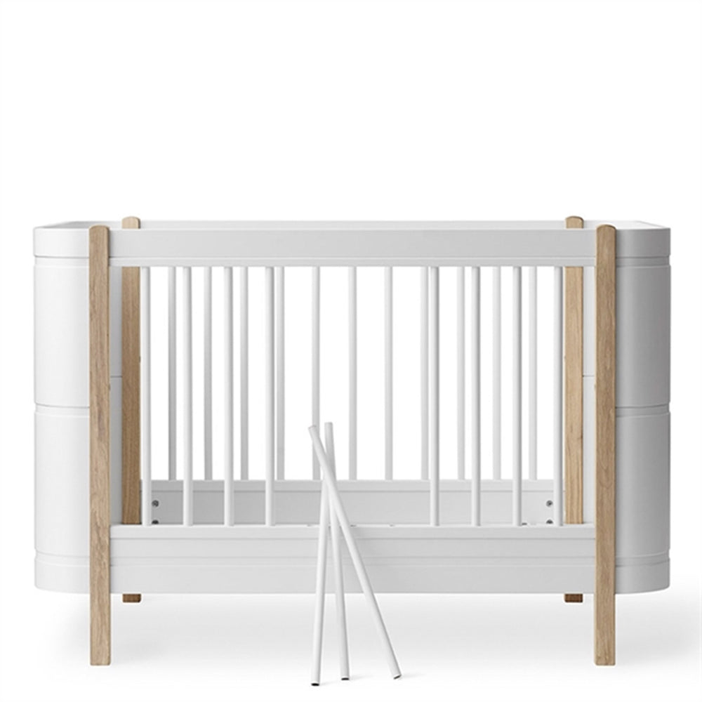 Køb Oliver Furniture Wood Mini+ Tremmeseng inkl. Junior Kit Hvid/Eg