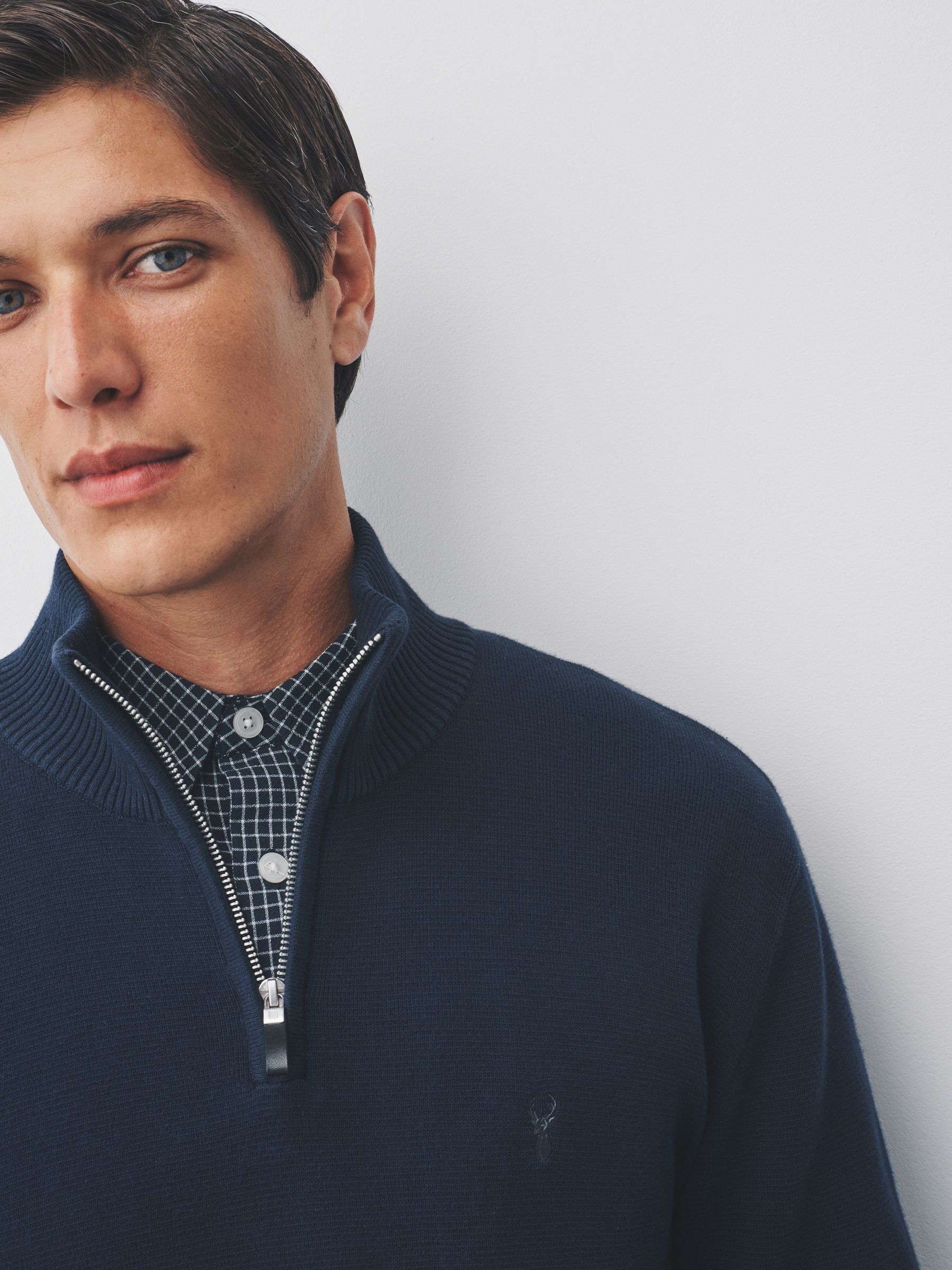 Marineblauw met hert - Hertlogo - Regular fit 100% katoenen premium trui met korte rits