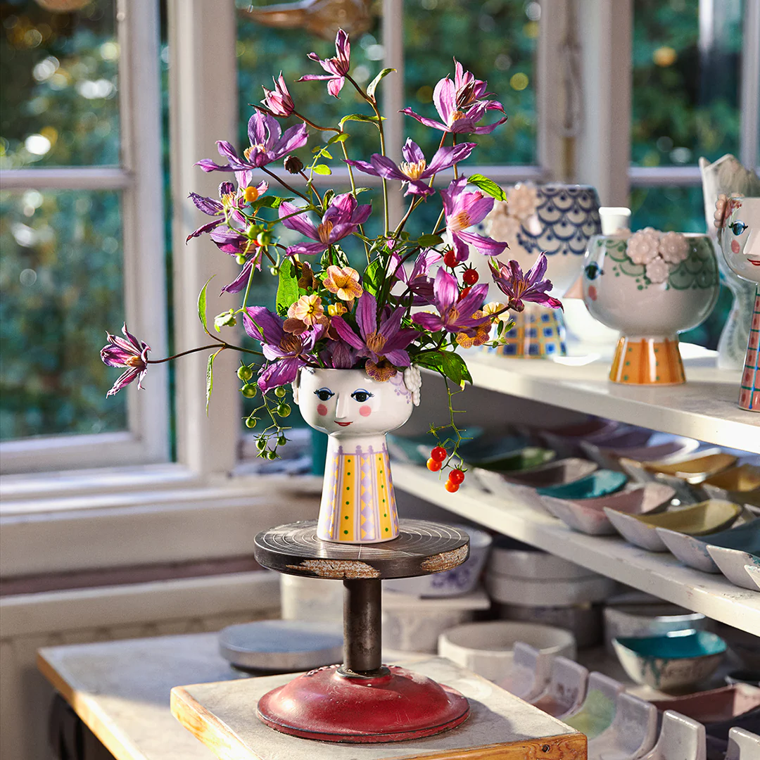 Bjørn Wiinblad  Eva vase, lavendel - H15 cm.